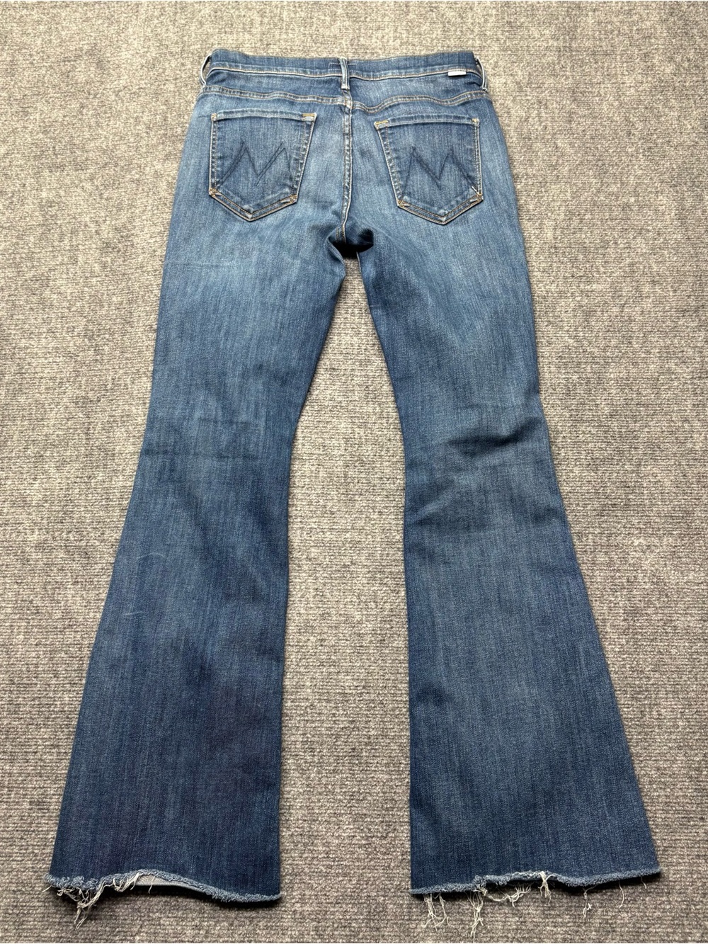 MOTHER Jeans Womens 28 Weekender Fray in Not Rough Enough Flare Raw Hem USA Made - Picture 2 of 14